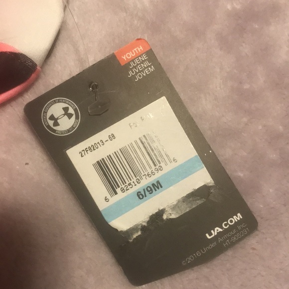 Under Armour | 6-9 months - Picture 5 of 7